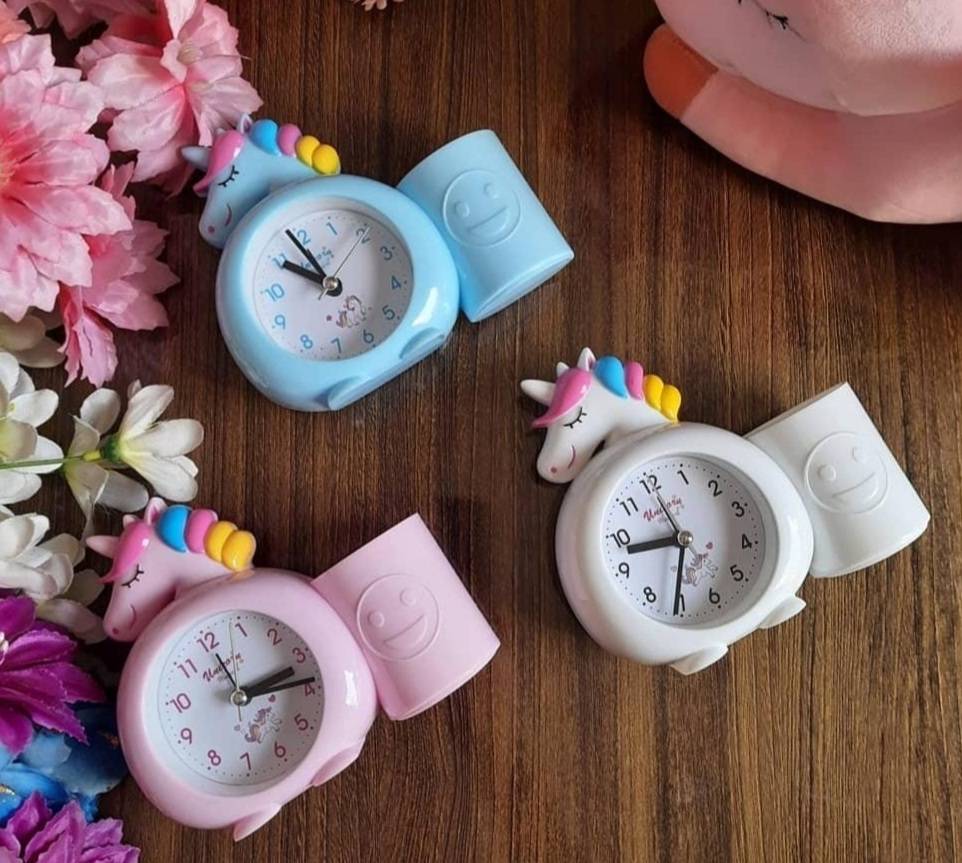 Unicorn Table Clock with Penstand