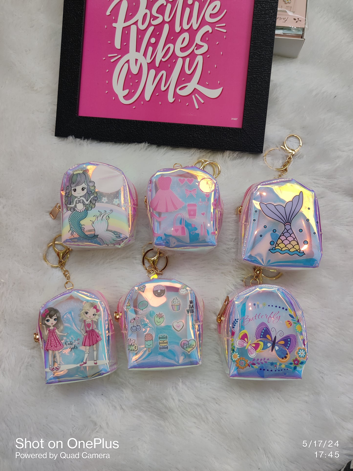 Holographic Coun Pouch Keycharms